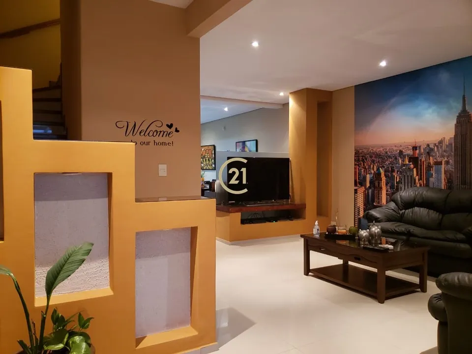 Remato! En Venta Lujoso Dúplex en Fernando de la Mora — foto 3