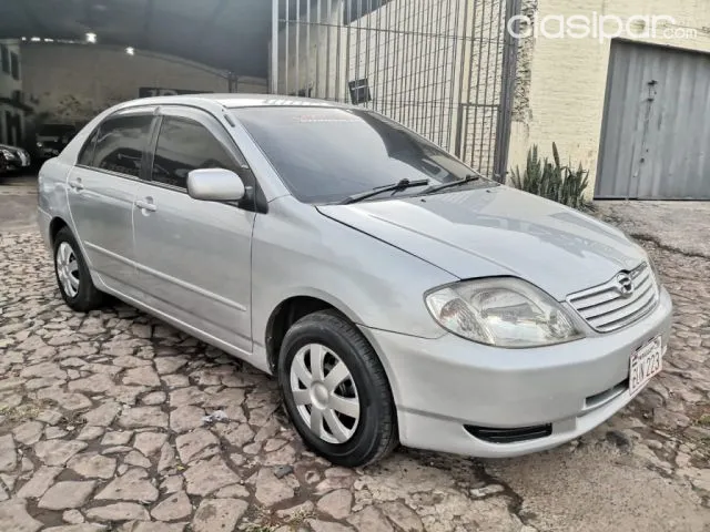 Toyota Corolla 2003 - foto 2