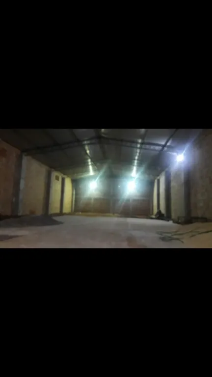 VENDO DEPÓSITO NUEVO DE 12,5 X 30 m EN SAN LORENZO, A 8 CUADRAS DE MANUEL ORTÍZ GUERRERO. — foto 2