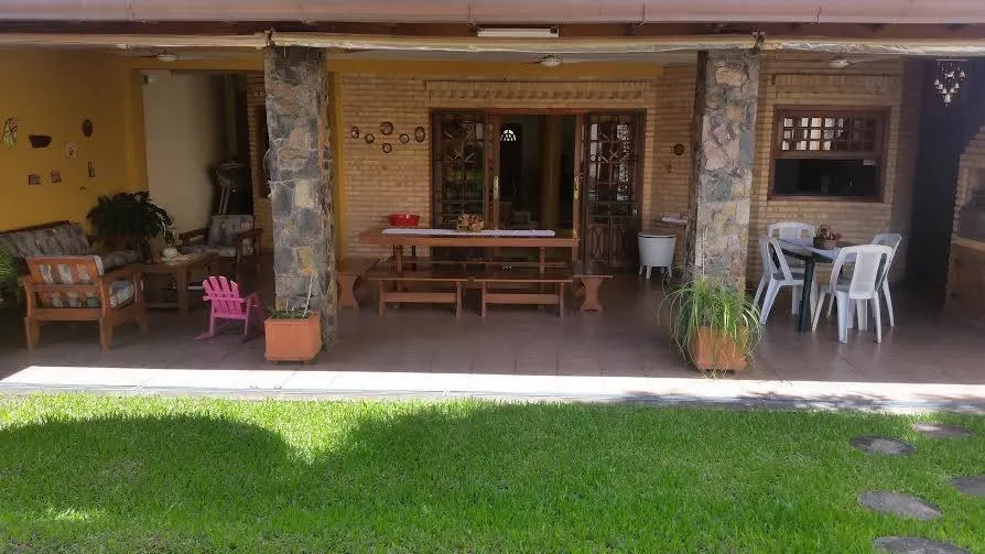 VENDO CONFORTABLE CASA EN BAARRIO LOS LAURELES — foto 2
