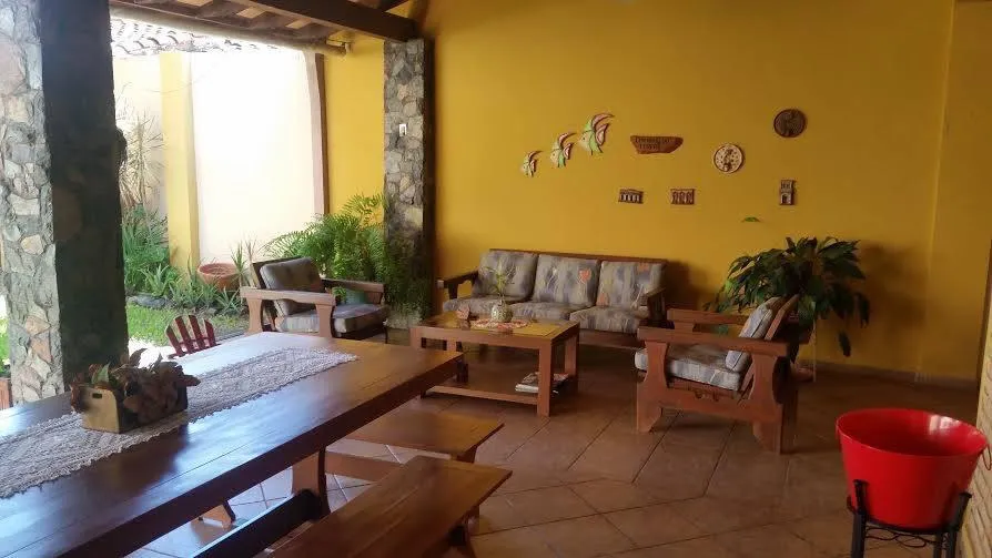 VENDO CONFORTABLE CASA EN BAARRIO LOS LAURELES — foto 3