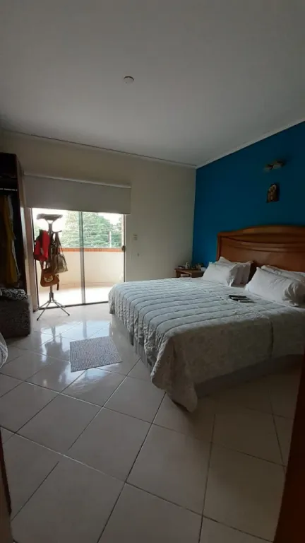 VENDO CASA PAREADA DE 4 DORMITORIOS — foto 2