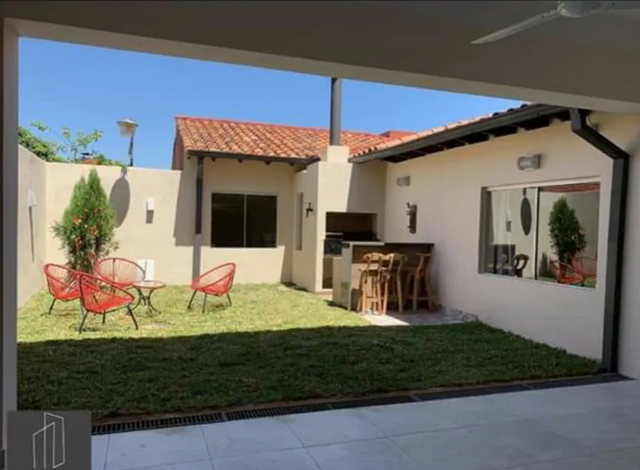 ALQUILO CASA CON OFICINAS EN BARRIO HIPODROMO — foto 3