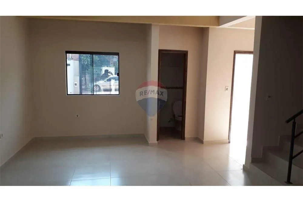EN VENTA DÚPLEX EN ÑEMBY — foto 2