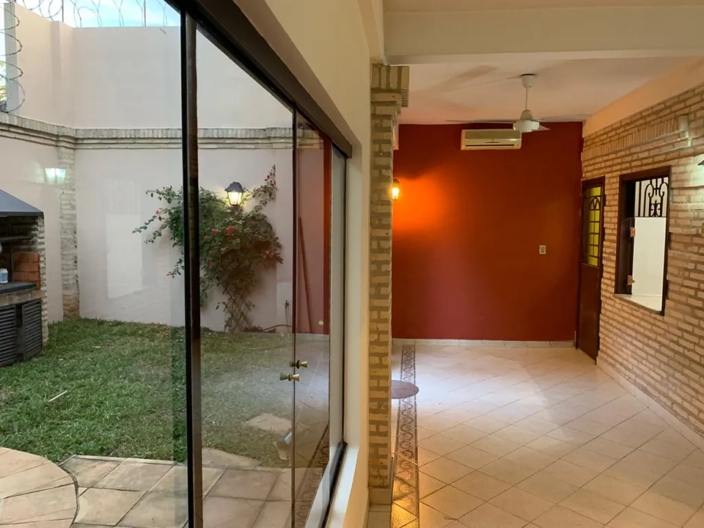 ELEGANTE DUPLEX DE 3 DORMITORIOS CON PISCINA ZONA SHOPPING DEL SOL — foto 3