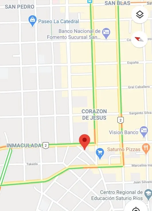 VENDO CASA AMPLIA CON EXCELENTE UBICACIÓN EN EL CENTRO DE SAN LORENZO — foto 2