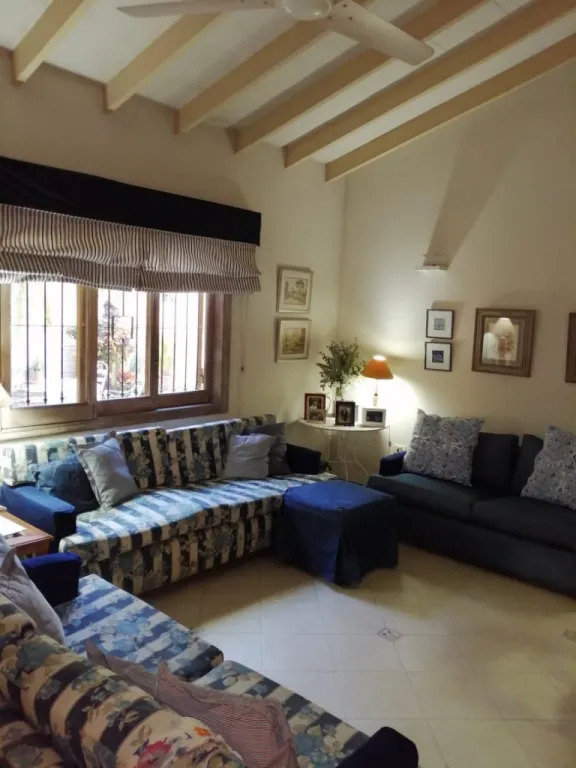 Vendo Hermosa Residencia. Barrio Los Laureles. Cod: LG — foto 2