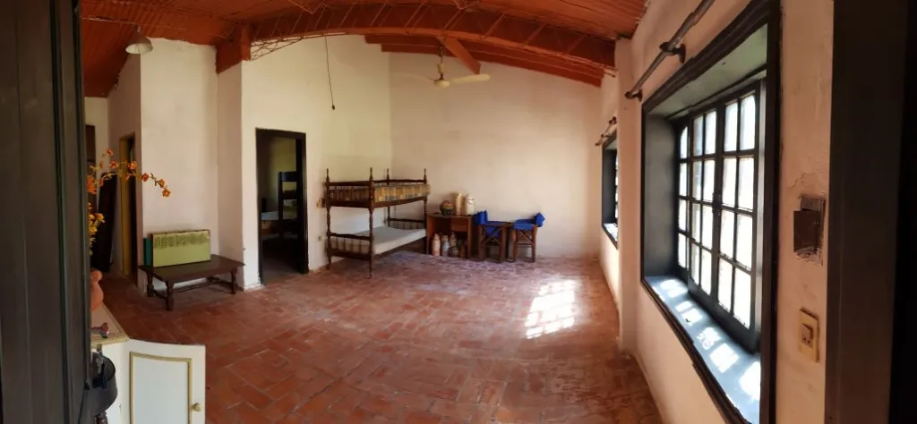 YAGUARON – PARAGUARI: 10,7 HAS, MARAVILLOSA CASA QUINTA EQUIPADA, IDEAL P TURISMO, RELAX. — foto 3