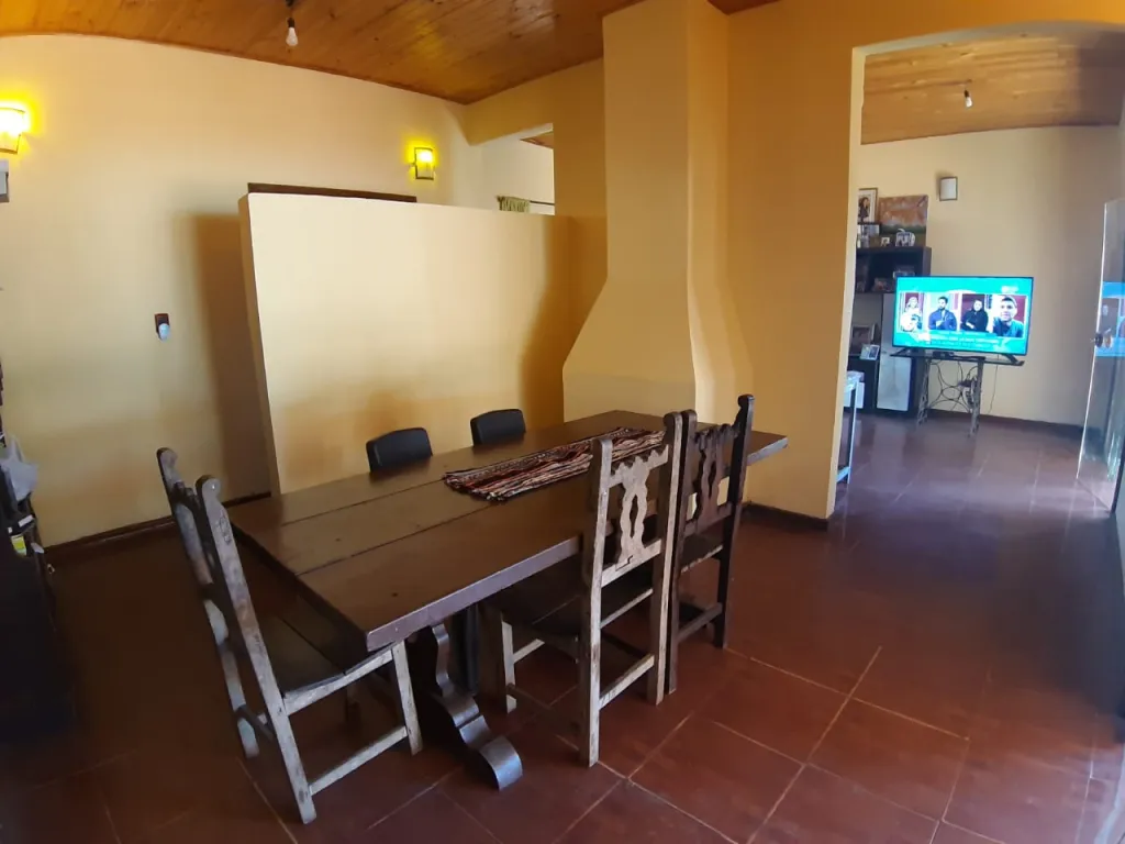 VENDO HERMOSA CASA EN SAN LORENZO ZONA CCPA — foto 3