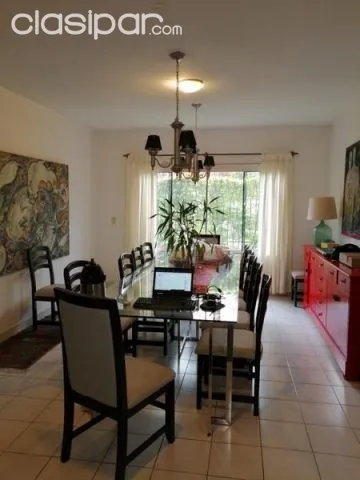 CARMELITAS CASA RICA 2: OPORTUNIDAD!! ELEGANTE RESIDENCIA 5 DORMIT, JARDÍN, PISCINA. — foto 2