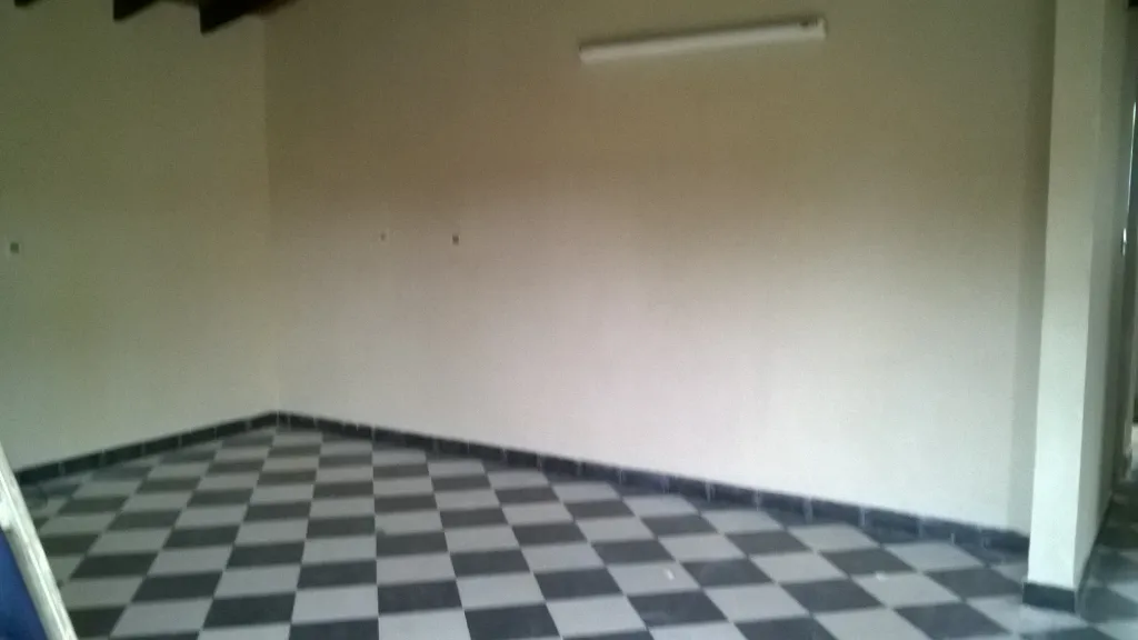 Confortable y amplia CASA INDEPENDIENTE -a dos cuadras del Hospital de Mariano — foto 2