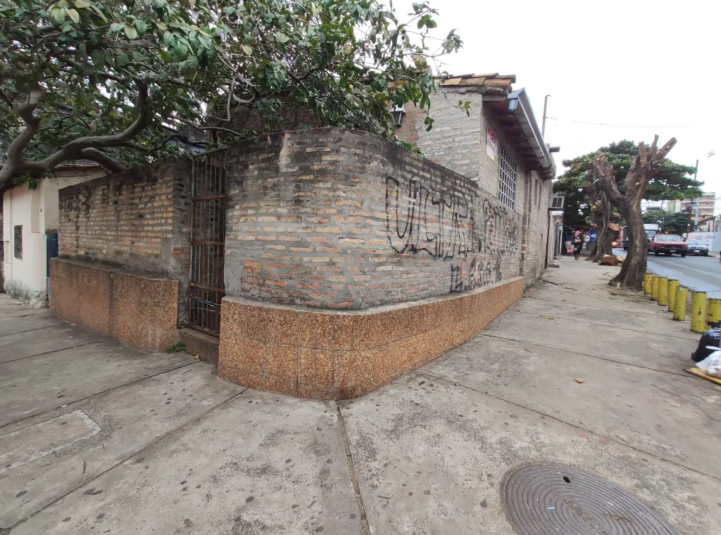 Vendo casa zona mercado 4 — foto 2