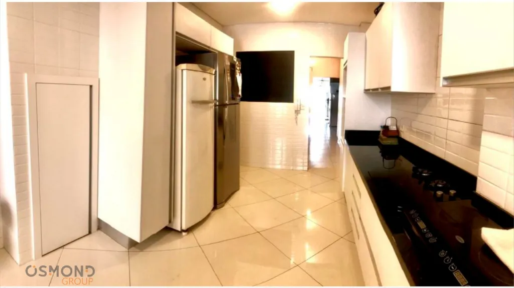 HERMOSA RESIDENCIA EN ASUNCIÓN — foto 3
