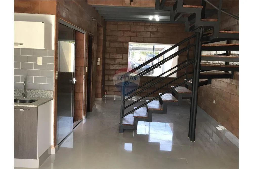 Duplex en venta a pasos del Raikiura — foto 3