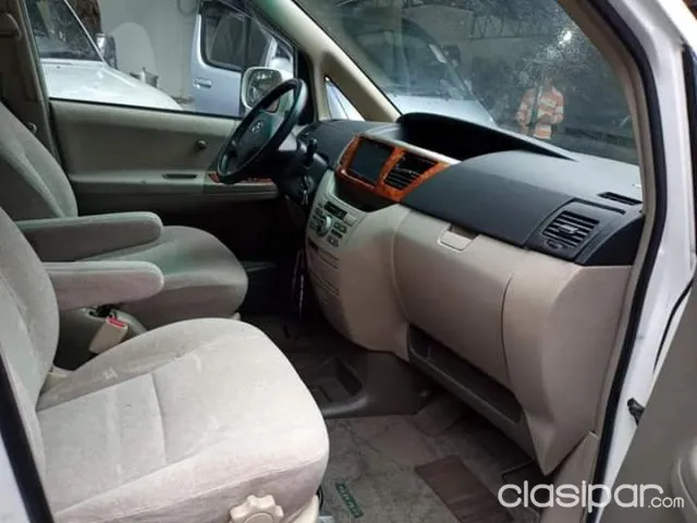 Toyota Noah 2004 — foto 5