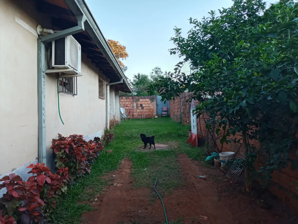 Hermosa casa con terreno — foto 2