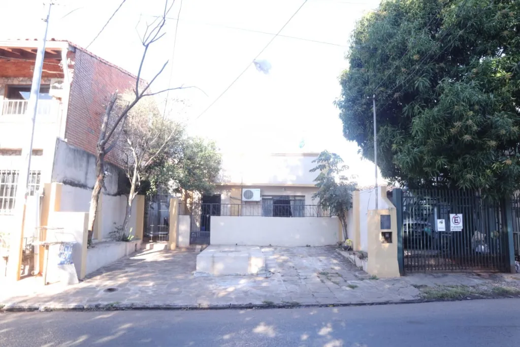 ATENCIÓN INVERSIONISTAS CASA CON RENTA ASEGURADA — foto 2