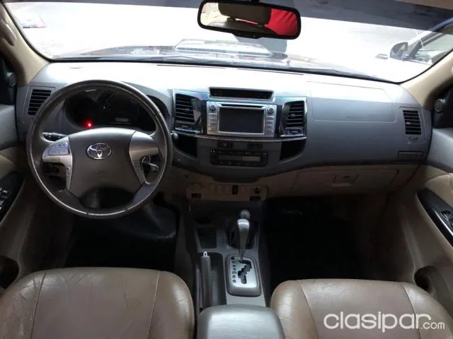 Toyota Fortuner 2013 — foto 3