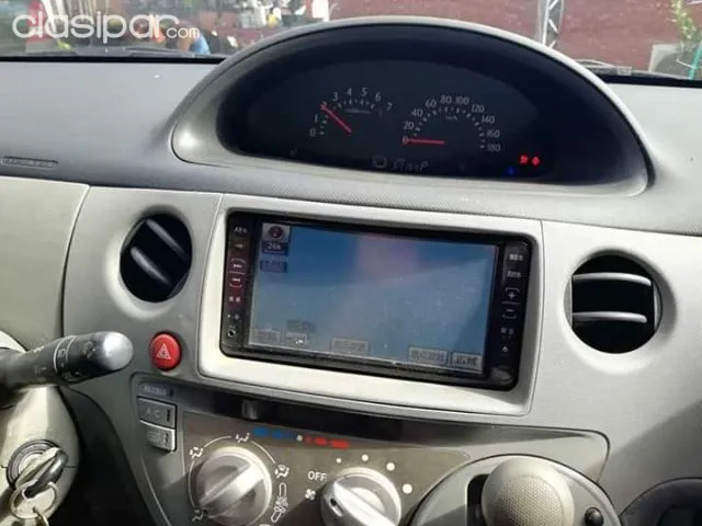 Toyota Sienta 2010 — foto 5