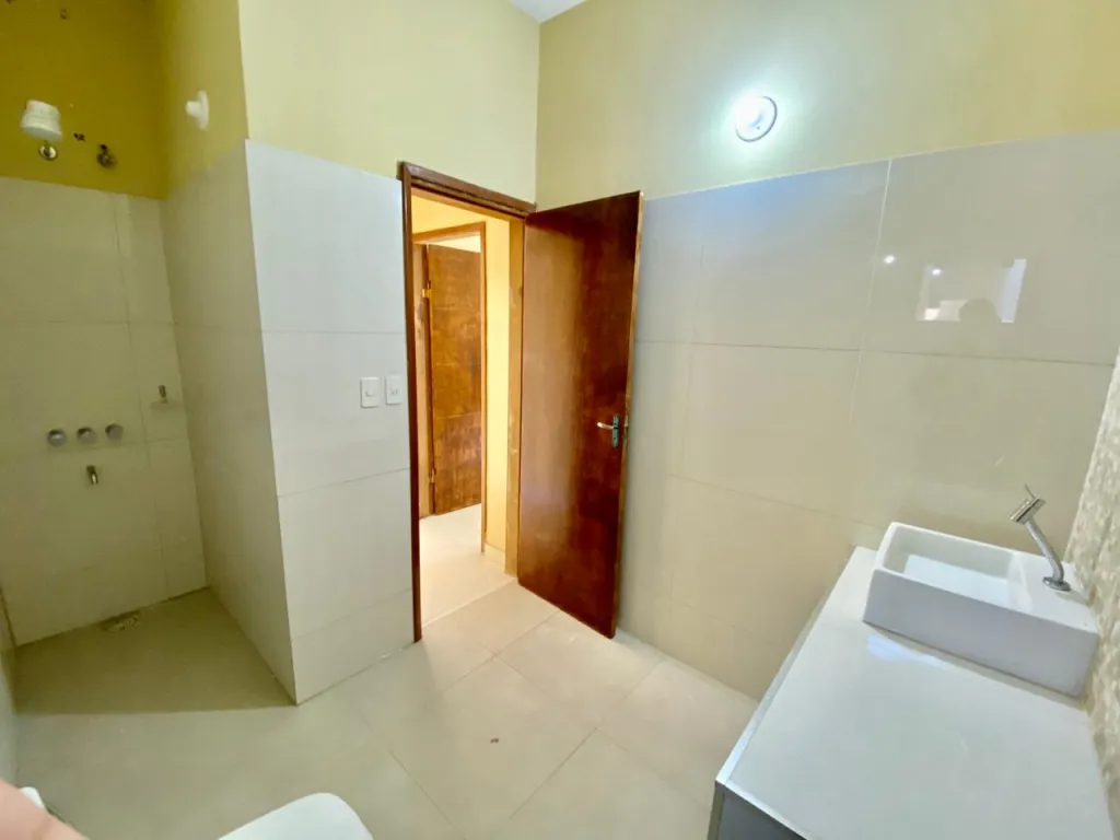 VENDO CASA A ESTRENAR SAN ANTONIO ZONA PUERTO SARCOM 200 MTS DEL ASFALTO TOTALMENTE POBLAD — foto 3
