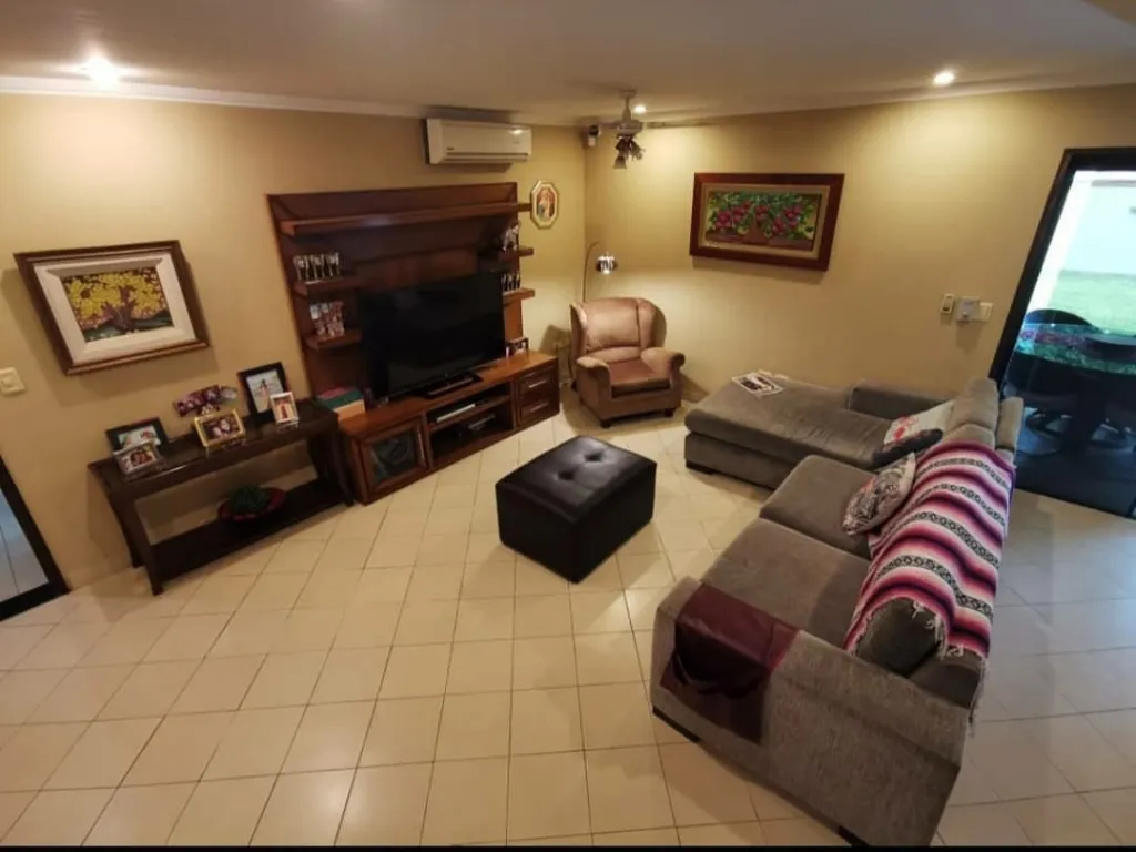 VENDO CASA. Barrio San Pablo — foto 2