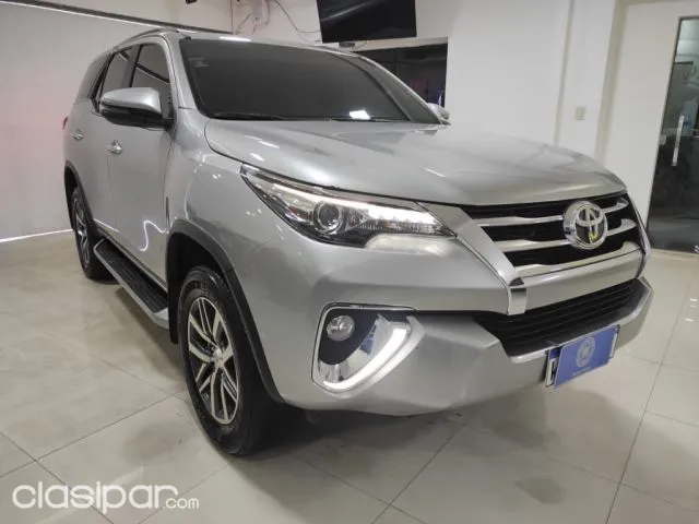 Toyota Fortuner 2019 — foto 3