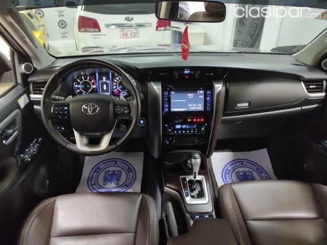 Toyota Fortuner 2019 — foto 8