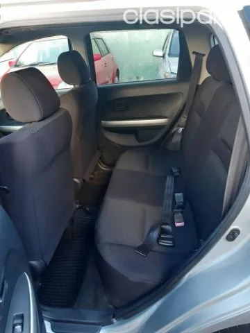 Toyota Ist 2002 - foto 2