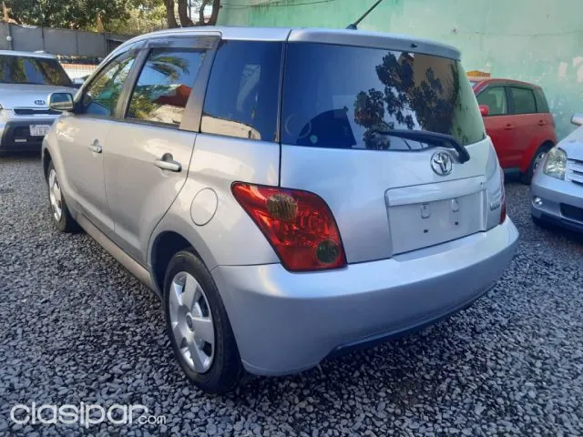 Toyota Ist 2002 - foto 8