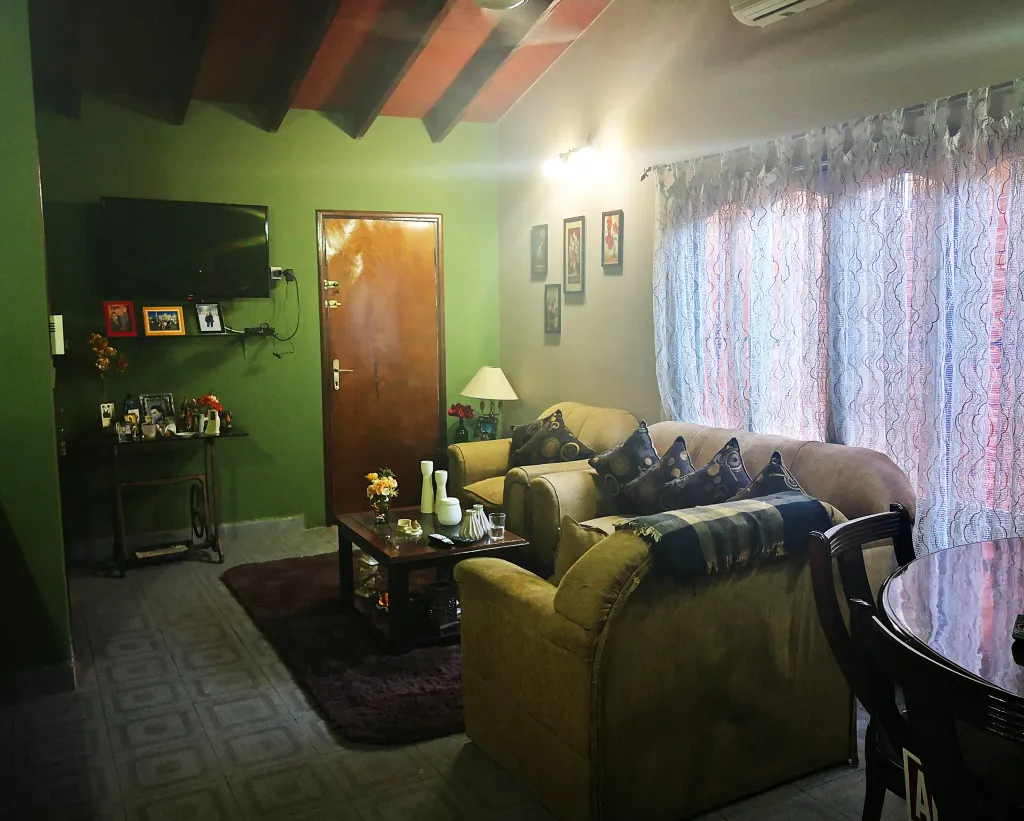 VENDO INMUEBLE EN EL CENTRO DE SAN LORENZO — foto 3