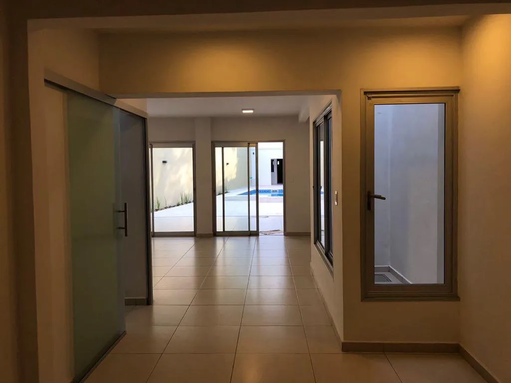 Alquilo casa en barrio recoleta zona club centenario totalmente re modelada a nueva - 3D — foto 2