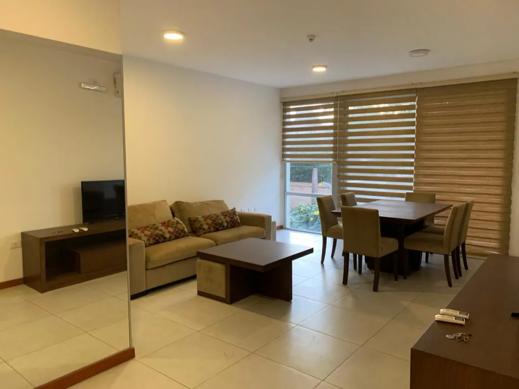 Departamento Amoblado 1Dorm en pleno nuevo centro de Asu - Edificio Manantiales Plaza — foto 2