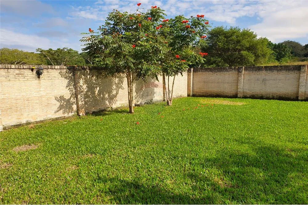 Venta de Casa Zona Zarate Isla - Luque — foto 3
