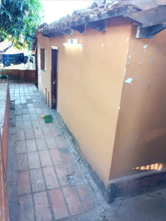 VENDO CASA EN SAJONIA — foto 2