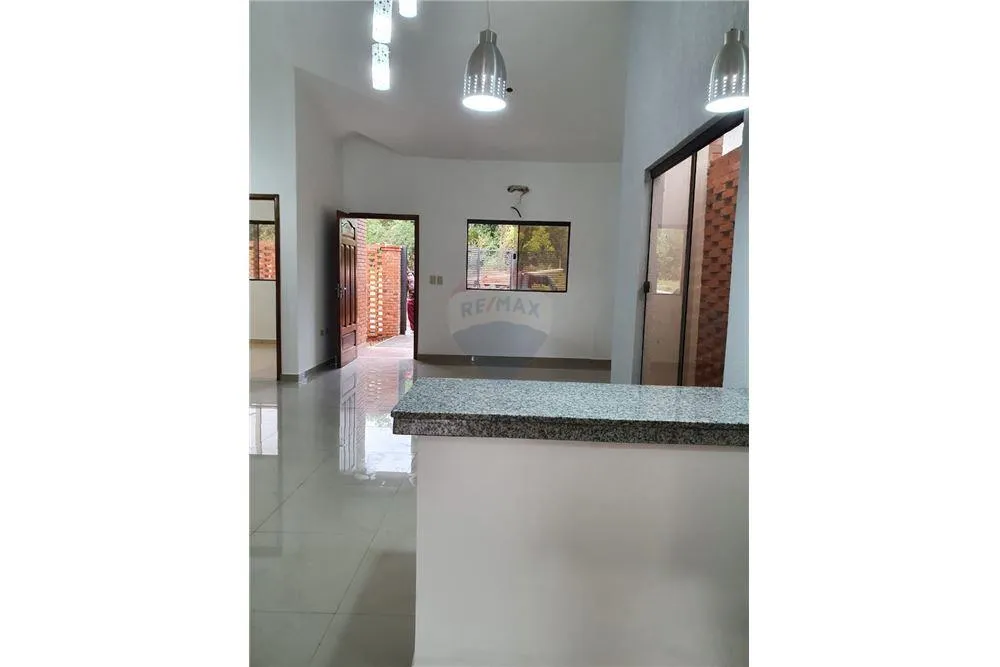 VENDO CASA EN LUQUE — foto 3