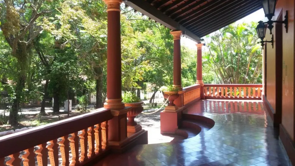 Casa Historica de 6 habitaciones en Areguá — foto 3