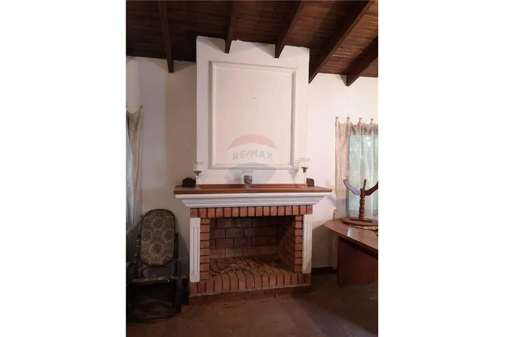 EN VENTA AMPLIA CASA EN SAN LORENZO! — foto 2