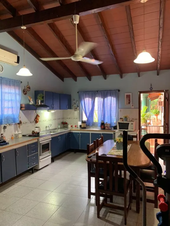 UNICA OPORTUNIDAD: En venta casa en el centro de San Lorenzo — foto 3