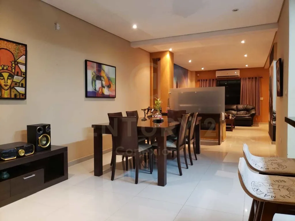 Amplio Duplex en venta en Fernando de la Mora zona Norte — foto 2