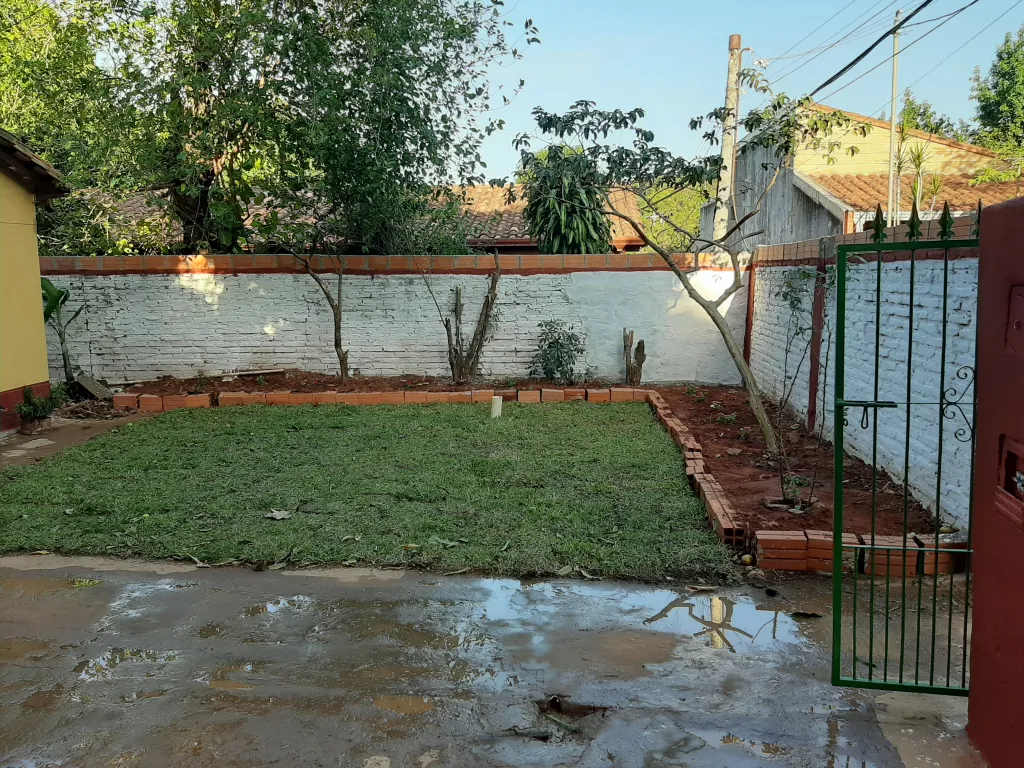 VENDO HERMOSA CASA A PASOS DE LA RUTA 1, KILÓMETRO 19,5 CAPIATÁ — foto 2