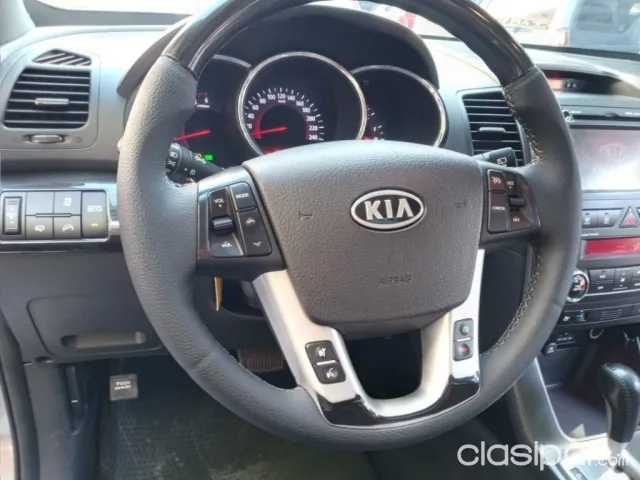 Kia Sorento 2011 — foto 4