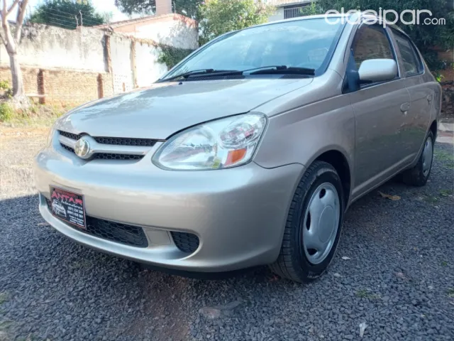 Toyota Platz 2003 - foto 2