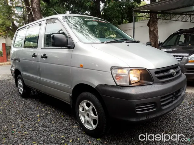Toyota Noah 2002 — foto 4