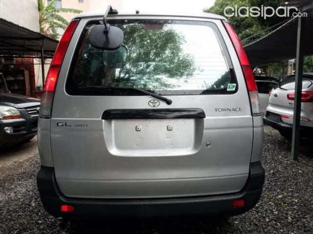 Toyota Noah 2002 — foto 6