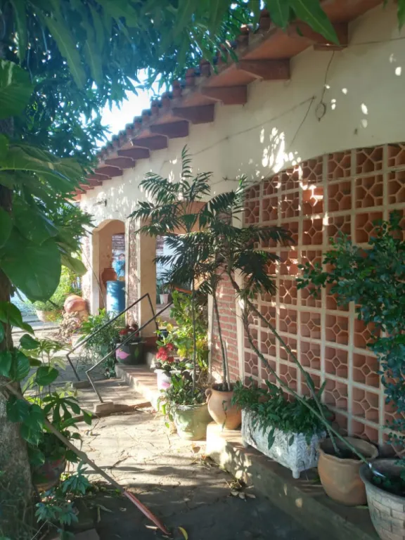 Vendo casa en Atyra centro mismo — foto 3