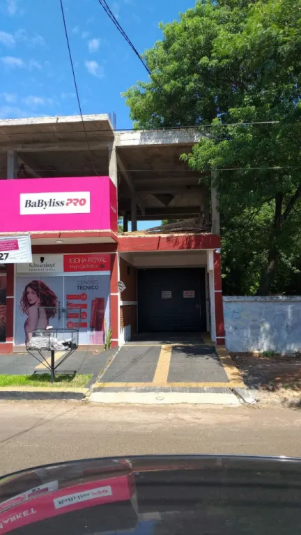 Vendo Casa con Salones — foto 2