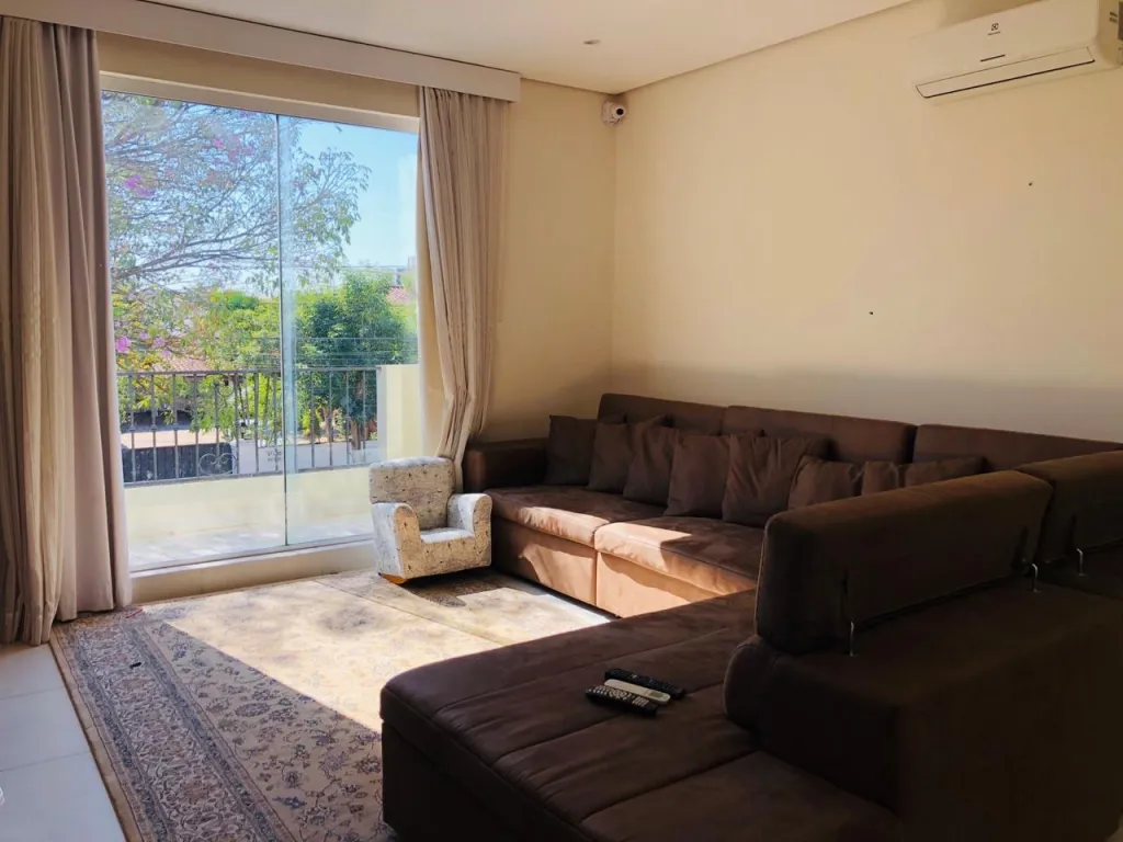 MBURUCUYÁ: 720M2 - ELEGANTE RESIDENCIA TOSCANA, 3 SUITES, 750.000 USD — foto 3