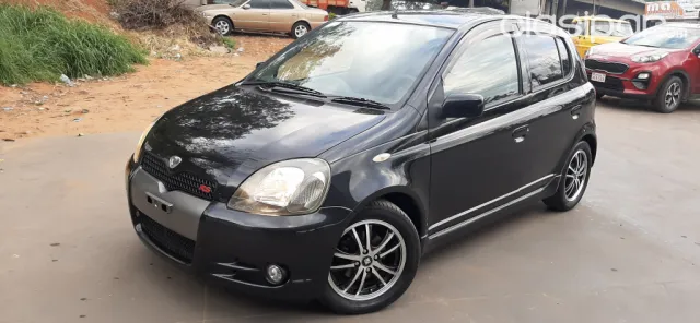 Toyota Vitz 2001 — foto 3