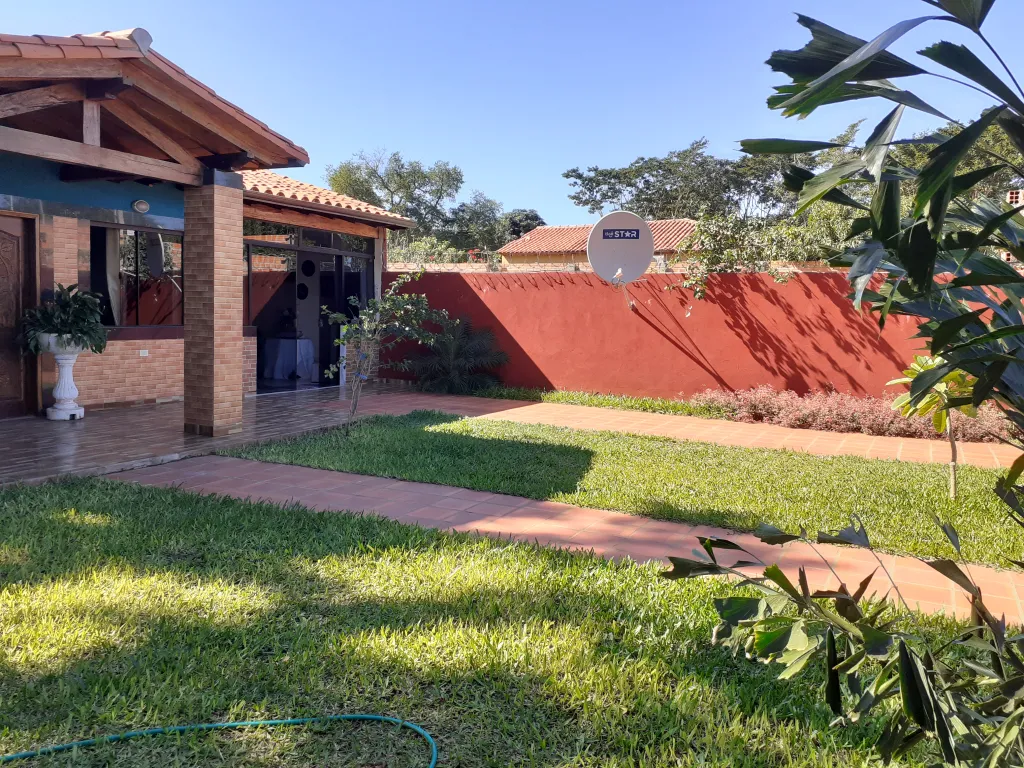 VENDO HERMOSA CASA EN ÑEMBY MBOKAYATY. — foto 3