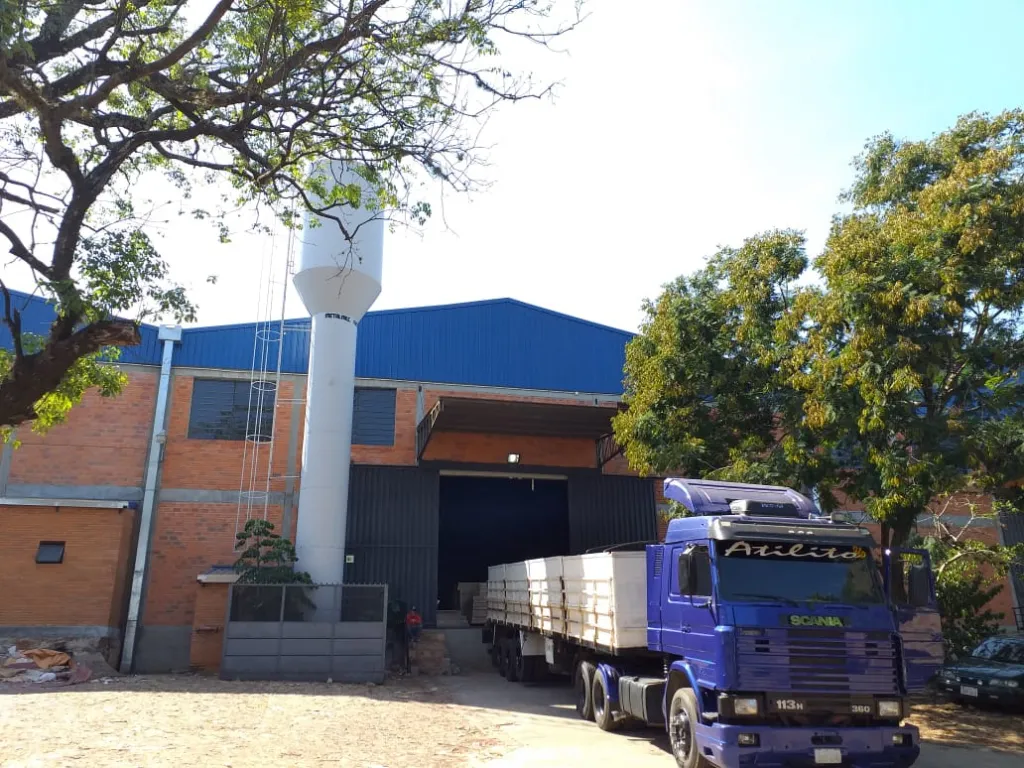 LUQUE SAN LORENZO (FÁCIL ACCESO): 3 DEPÓSITOS, 1.080M2 CU, IDEAL PEMPRESAS - 4USDM2 — foto 2